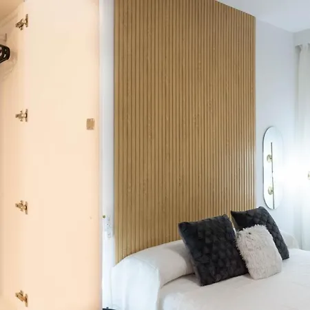 Apartment Pizarro Malaga *
