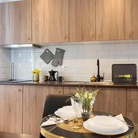Pizarro Malaga Apartment *